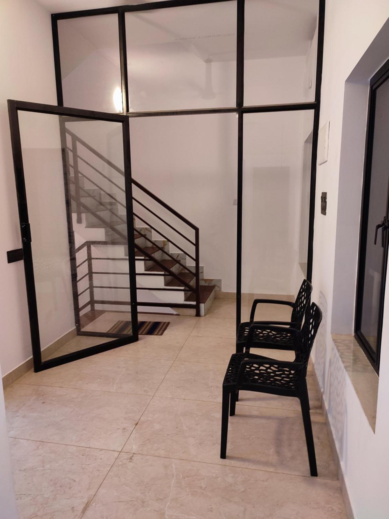 Alam Homestay Kochi Eksteriør billede
